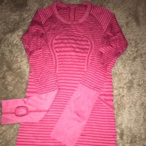 Lululemon Crewneck long sleeve top